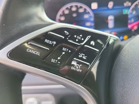 Used 2024 Mercedes-Benz GLS 450 4MATIC image 23