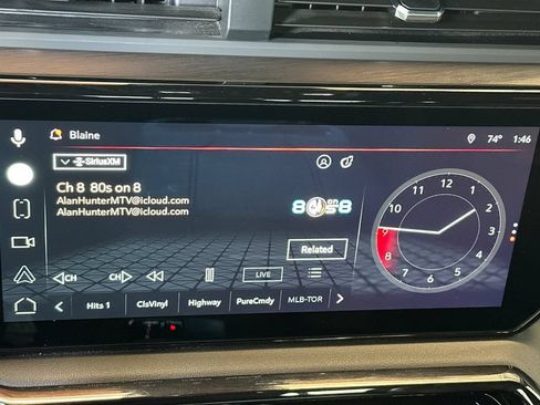 Used 2025 GMC Sierra 1500 AT4 w/ Technology Package AWD/4WD image 16