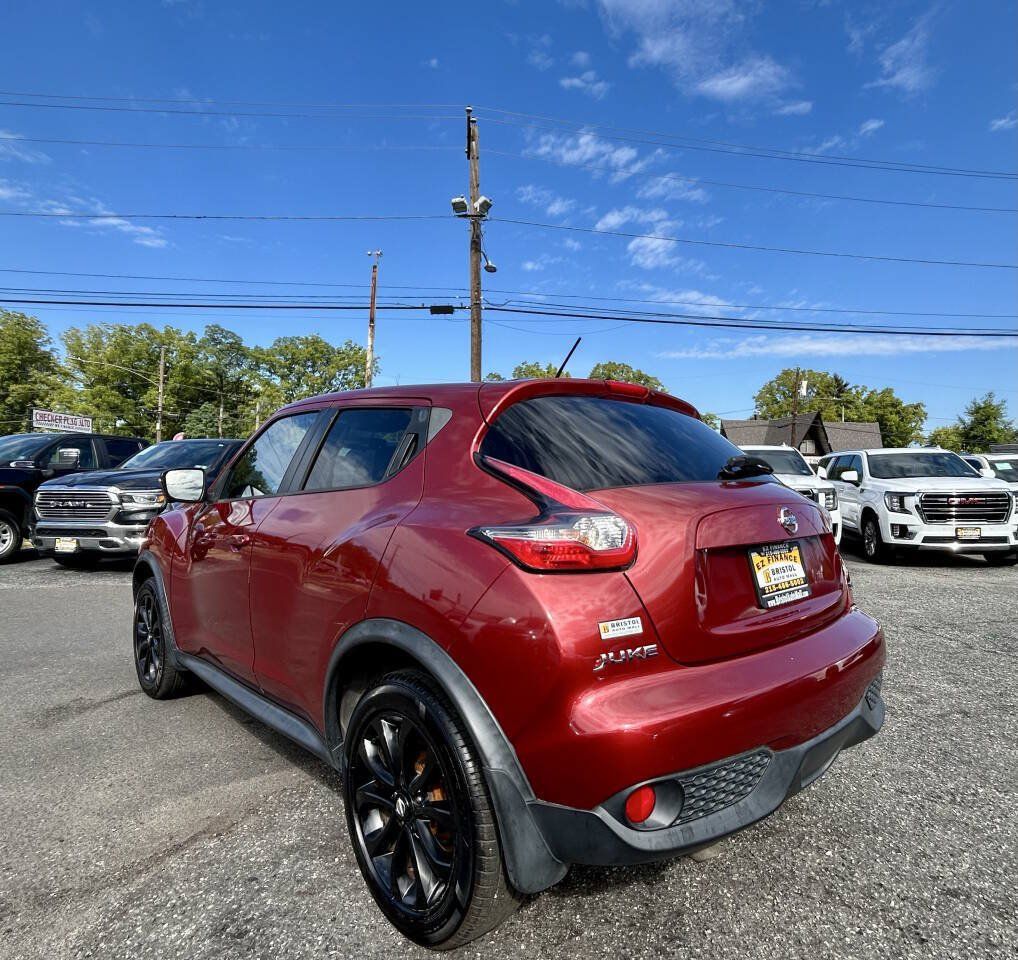Used 2017 Nissan Juke SL FWD image 3