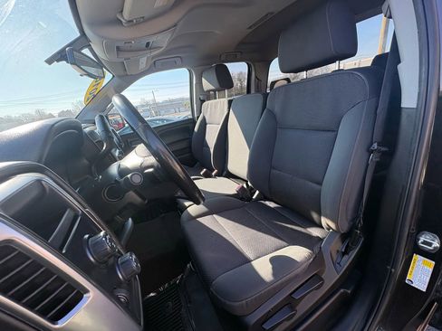 Used 2018 Chevrolet Silverado 1500 LT image 17