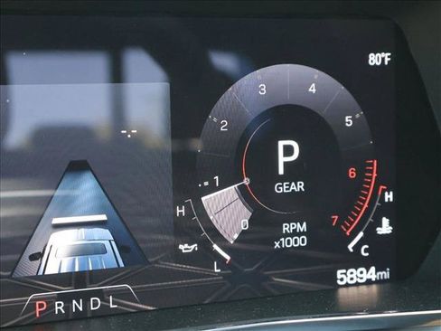 Used 2024 GMC Canyon Denali AWD/4WD image 14