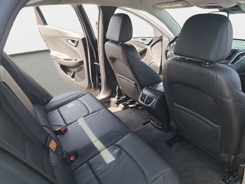 Used 2023 Chevrolet Malibu LT w/ Driver Confidence Package FWD image 11