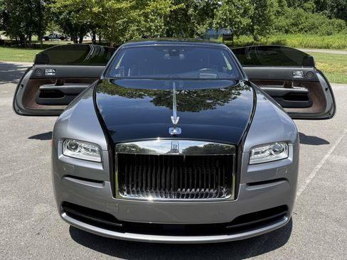 Used 2014 Rolls-Royce Wraith RWD image 6