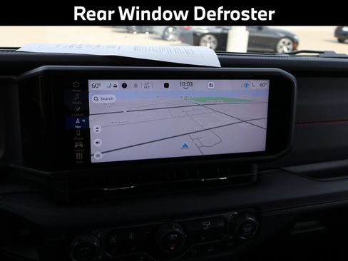 Used 2025 Jeep Wrangler Unlimited Rubicon AWD/4WD image 19