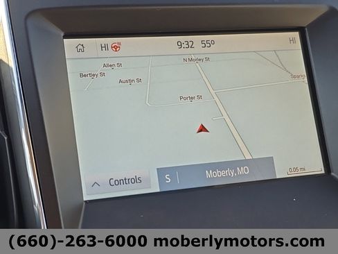 Used 2019 Ford Edge Titanium w/ Equipment Group 301A image 4