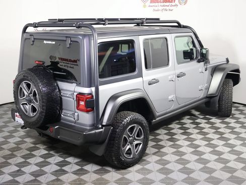 Used 2019 Jeep Wrangler Unlimited Sport S AWD/4WD image 4