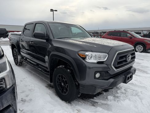 Used 2023 Toyota Tacoma SR5 w/ SX Package image 2