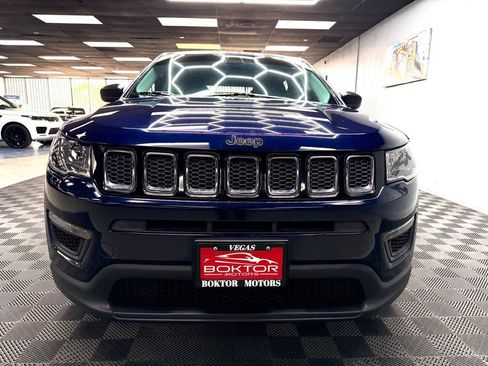 Used 2018 Jeep Compass Sport FWD image 3