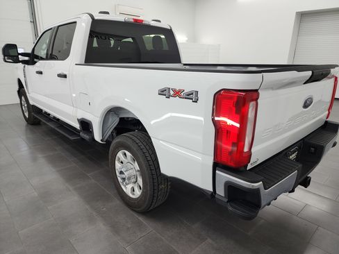 Used 2023 Ford F350 XLT image 6