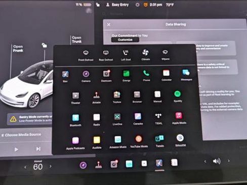 Used 2019 Tesla Model 3 Long Range image 22