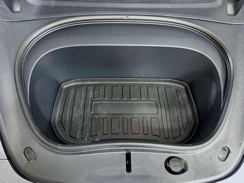 Used 2025 Tesla Model 3 Long Range image 34