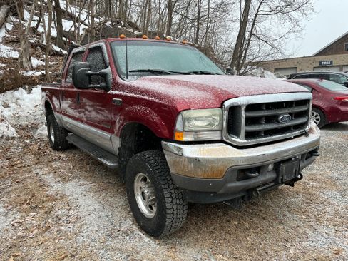 Used 2002 Ford F350 Lariat image 3