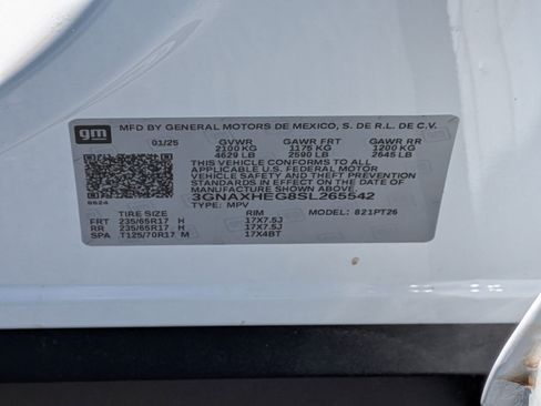 Used 2025 Chevrolet Equinox LT image 40