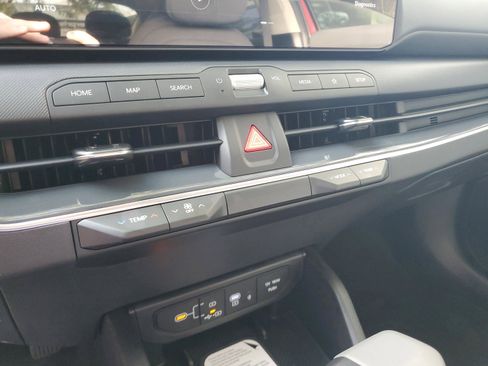 New 2025 Kia K4 EX FWD image 4