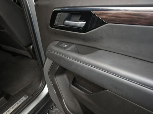 Used 2025 Chevrolet Tahoe Z71 AWD/4WD image 22