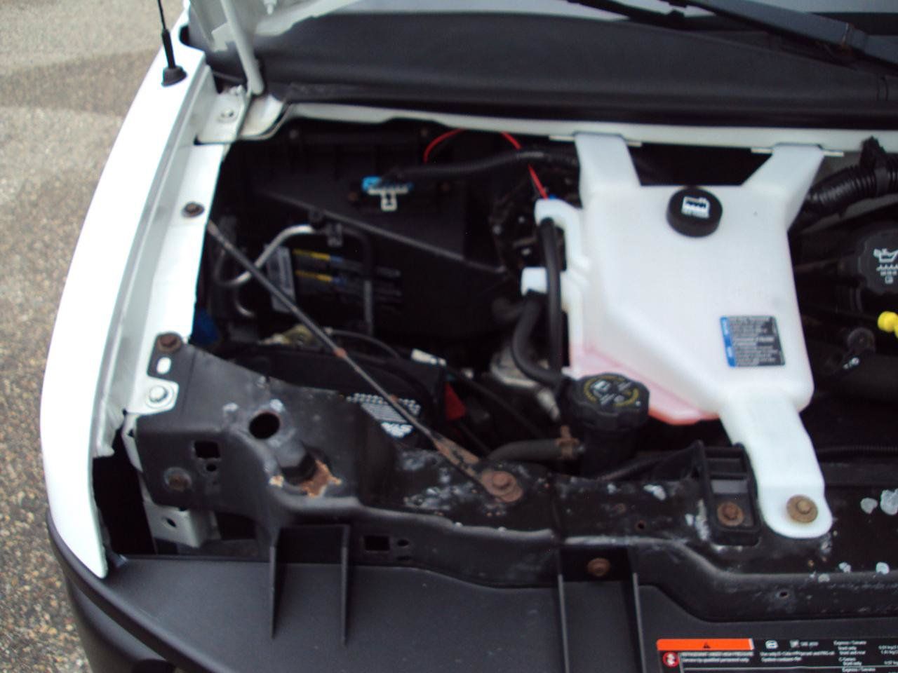 Used 2011 Chevrolet Express 1500 AWD image 26