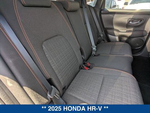 Used 2025 Honda HR-V Sport image 22