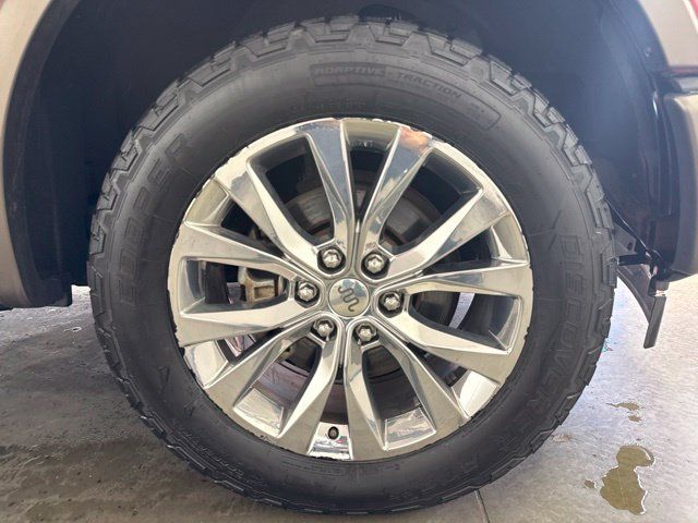 Used 2017 Ford F150 King Ranch w/ Equipment Group 601A Luxury AWD/4WD image 12