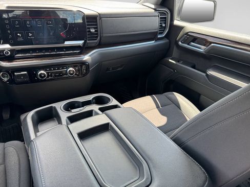 Used 2023 GMC Sierra 1500 Elevation w/ X31 Off-Road Package AWD/4WD image 20