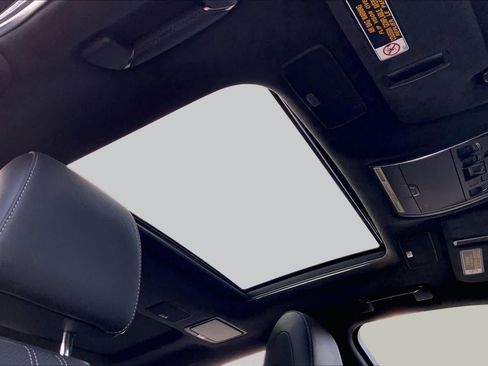 Certified 2022 Lexus LS 500 AWD w/ Interior Upgrade Package image 13
