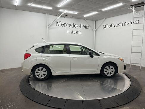Used 2013 Subaru Impreza 2.0i image 9