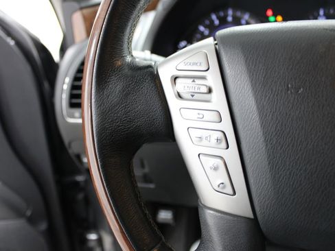 Used 2018 INFINITI QX80 4WD w/ Driver Assistance Package image 16