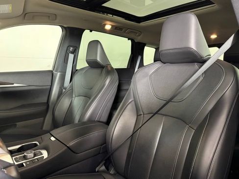 Used 2025 INFINITI QX60 Sensory w/ Vision Package AWD/4WD image 14