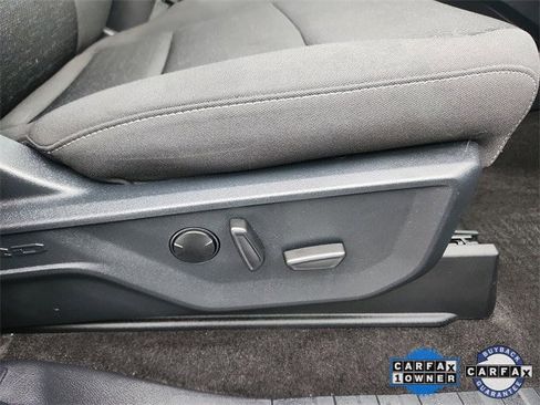 Certified 2022 Ford F150 XLT w/ Equipment Group 302A High image 33