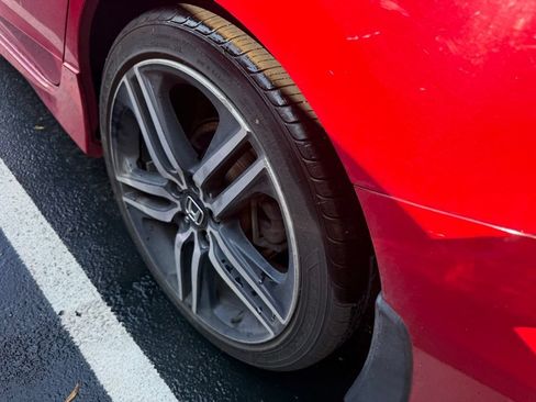Used 2017 Honda Accord Sport Special Edition image 10