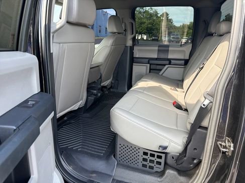 Used 2022 Ford F250 XL w/ STX Appearance Package AWD/4WD image 10