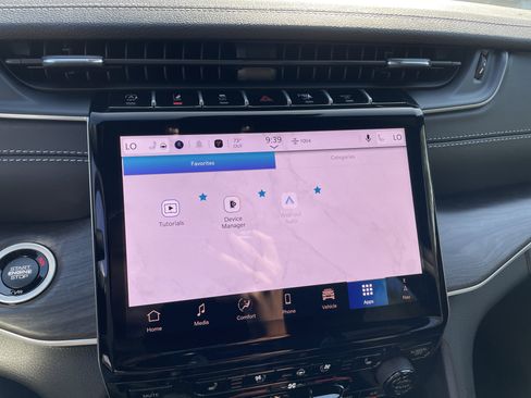 New 2025 Jeep Grand Cherokee Limited w/ Luxury Tech Group II image 48