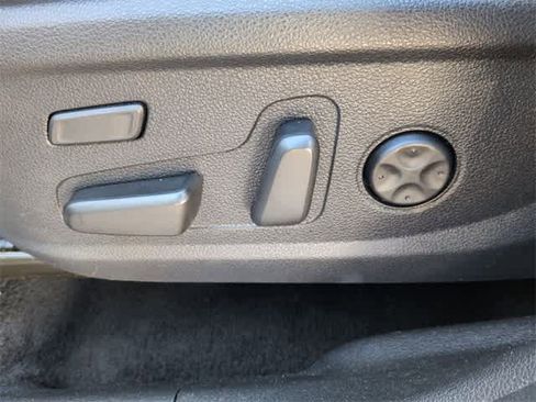 Used 2020 Hyundai Santa Fe Limited image 18