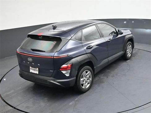 Used 2024 Hyundai Kona SE image 26