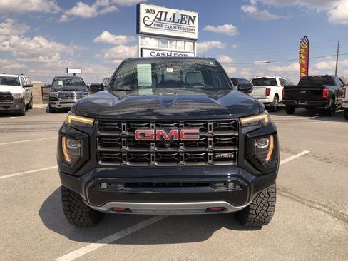Used 2024 GMC Canyon AT4X AWD/4WD image 8