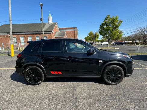 Used 2020 Mitsubishi Outlander Sport AWD image 11