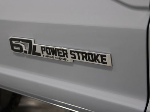 New 2026 Ford F250 Lariat w/ Chrome Package image 13