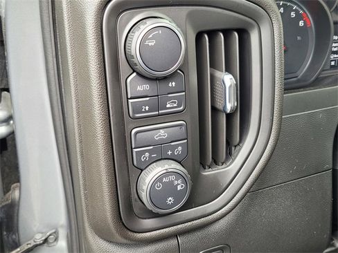 Used 2024 Chevrolet Silverado 1500 Custom image 20