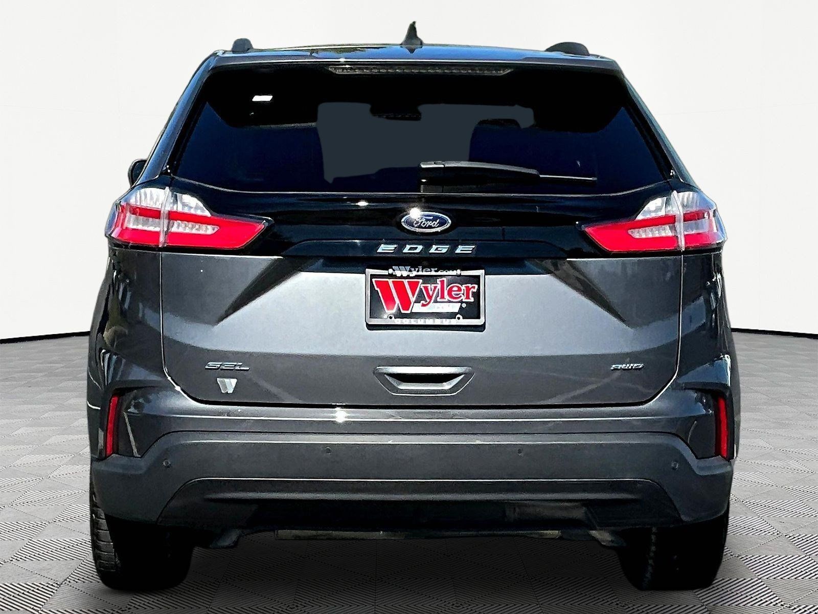 Used 2023 Ford Edge SEL w/ Sport Appearance Package AWD/4WD image 5