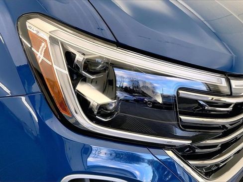 Used 2025 Volkswagen Atlas SEL image 29