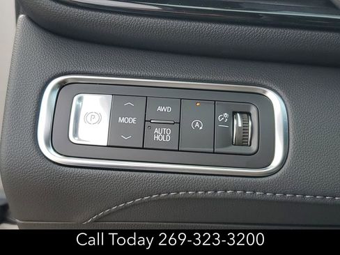 New 2026 Buick Enclave Avenir w/ Super Cruise Package image 18