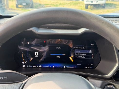 Used 2024 Chevrolet Colorado Trail Boss w/ Advanced Trailering Package image 18