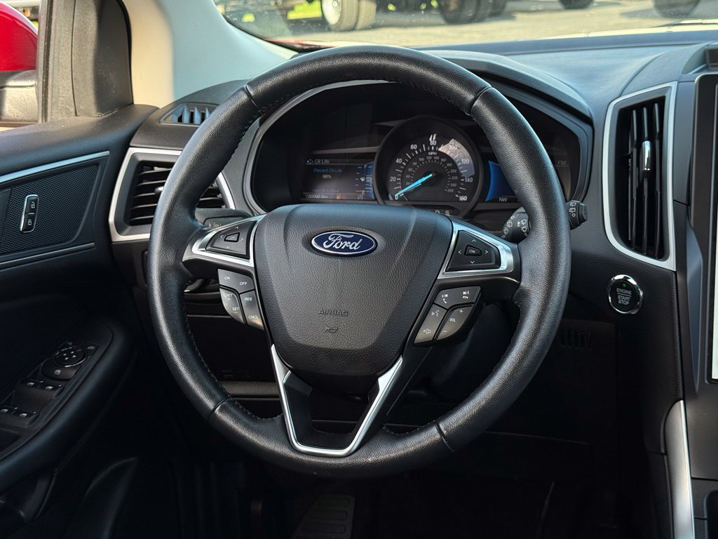 Certified 2022 Ford Edge SEL w/ Convenience Package AWD/4WD image 6