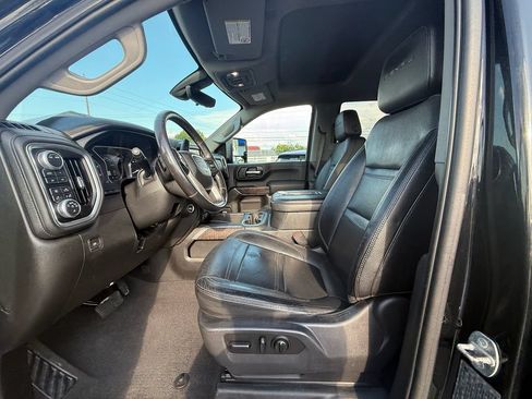 Used 2020 GMC Sierra 2500 Denali w/ Denali Ultimate Package AWD/4WD image 12
