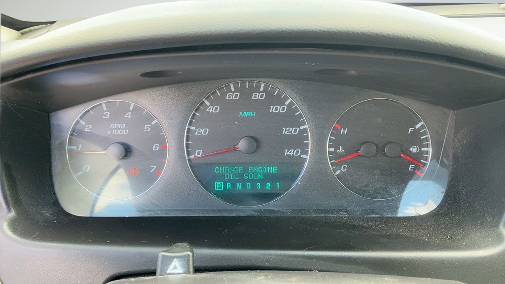 Used 2008 Chevrolet Impala LT w/ Luxury Edition Package FWD image 11