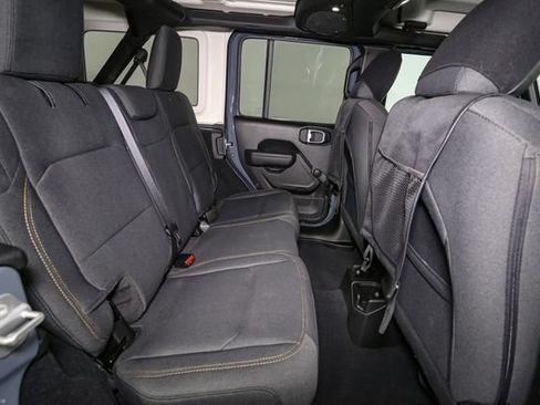 Used 2024 Jeep Wrangler Unlimited Sport AWD/4WD image 18