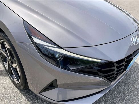 Used 2023 Hyundai Elantra SEL w/ Convenience Package FWD image 32