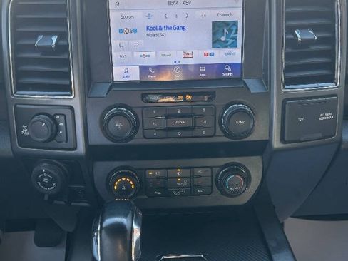 Used 2019 Ford F150 XLT w/ Equipment Group 302A Luxury image 20