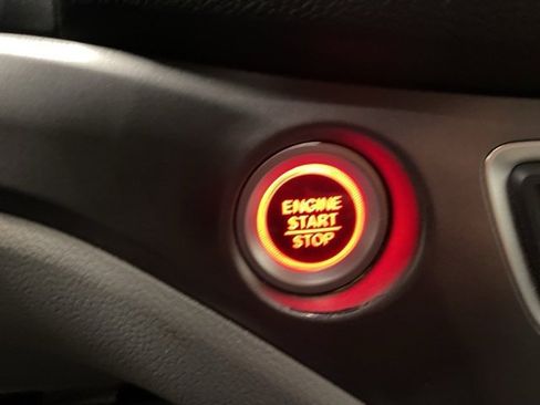 Used 2019 Honda Ridgeline RTL image 15