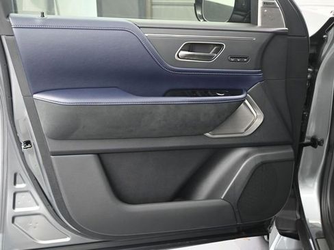 New 2026 INFINITI QX80 4WD image 9