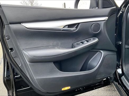 Certified 2019 INFINITI QX50 Luxe w/ Navigation Package image 14